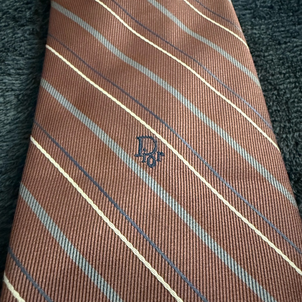Dior Elegant Brown Tie with Cream and Gray Stripes